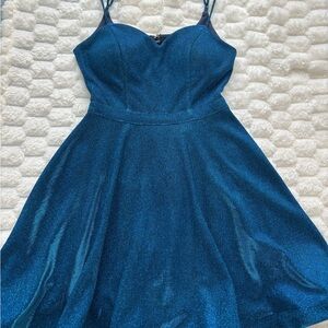 Elegant Blue Sleeveless Dress